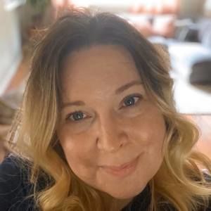 Meet your Posher, Stella